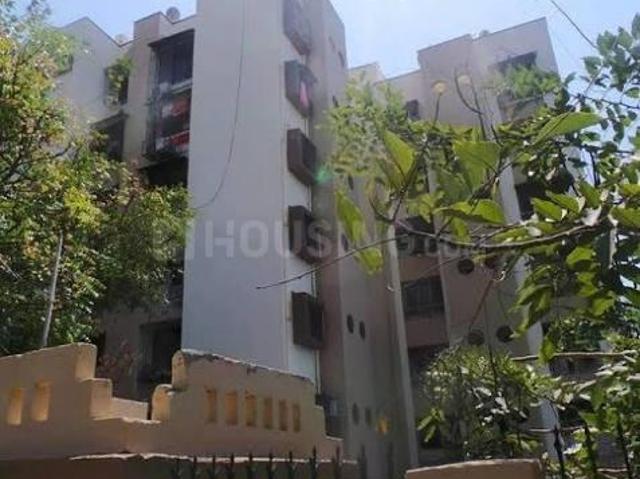 2 BHK Apartment in Kandivali East for rent Mumbai. The reference number is 19794978