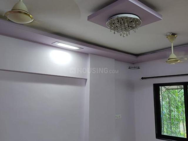 2 BHK Apartment in Kandivali East for rent Mumbai. The reference number is 19858521