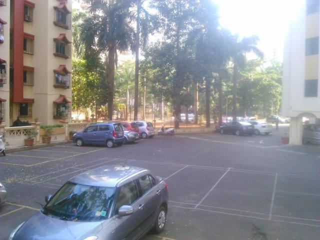 2 BHK Apartment in Kandivali East for rent Mumbai. The reference number is 19903716