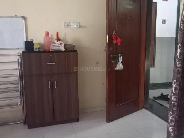 2 BHK Apartment in Kandivali East for rent Mumbai. The reference number is 19930888