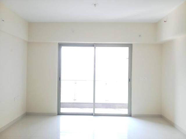 2 BHK Apartment in Kandivali East for rent Mumbai. The reference number is 13658213