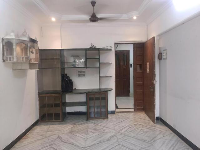 2 BHK Apartment in Kandivali East for rent Mumbai. The reference number is 20115375