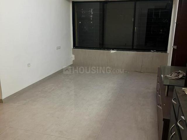 2 BHK Apartment in Kandivali East for rent Mumbai. The reference number is 20171128