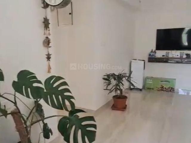 2 BHK Apartment in Kandivali East for rent Mumbai. The reference number is 20337894