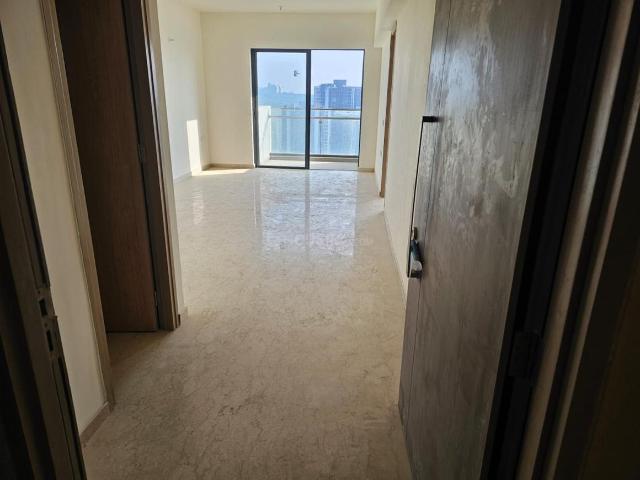 2 BHK Apartment in Kandivali East for rent Mumbai. The reference number is 20345366