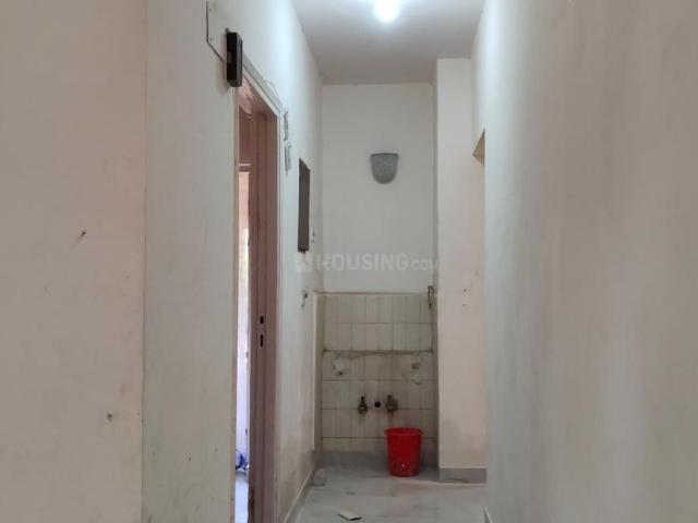 2 BHK Apartment in Kandivali East for rent Mumbai. The reference number is 20341085