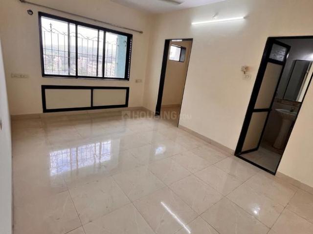 2 BHK Apartment in Kandivali East for rent Mumbai. The reference number is 20446563