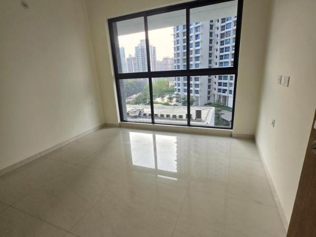2 BHK Apartment in Kandivali East for rent Mumbai. The reference number is 20460637