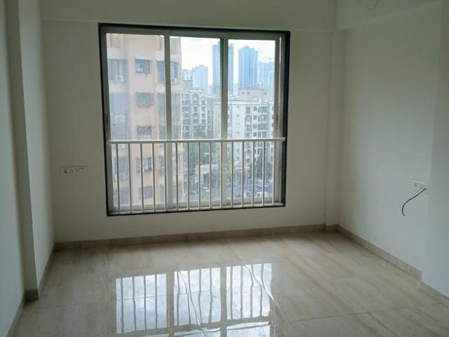 2 BHK Apartment in Kandivali East for rent Mumbai. The reference number is 20497492
