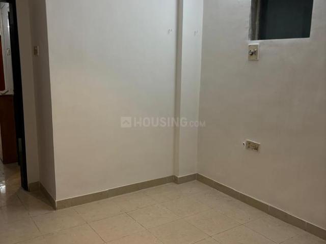 2 BHK Apartment in Kandivali East for rent Mumbai. The reference number is 20502471