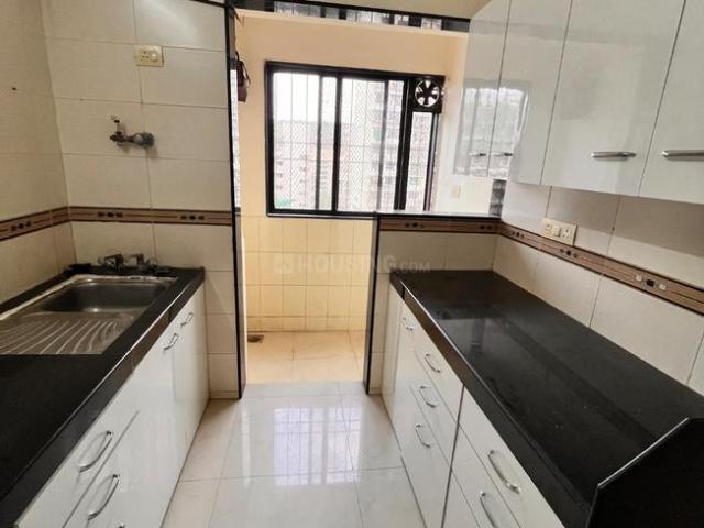 2 BHK Apartment in Kandivali East for rent Mumbai. The reference number is 20576107