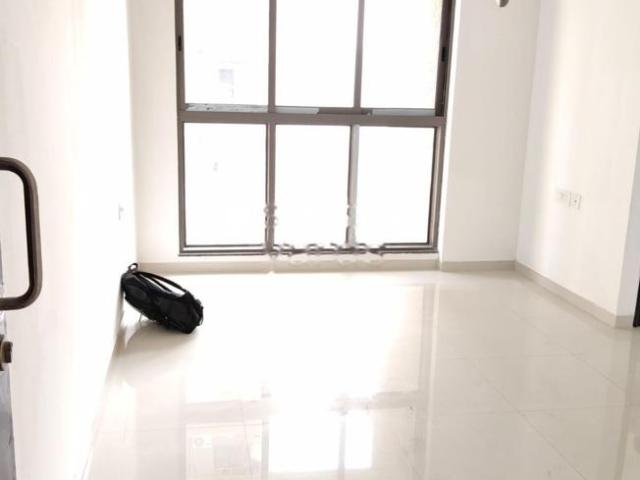 2 BHK Apartment in Kandivali East for rent Mumbai. The reference number is 20580046