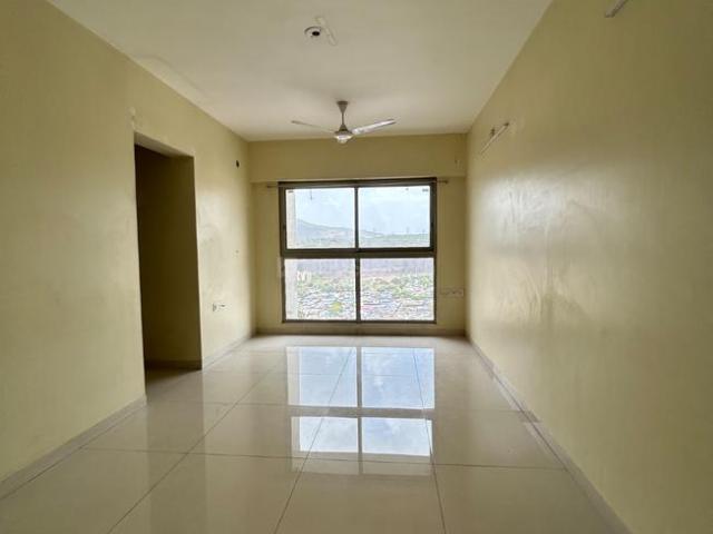 2 BHK Apartment in Kandivali East for rent Mumbai. The reference number is 20580076