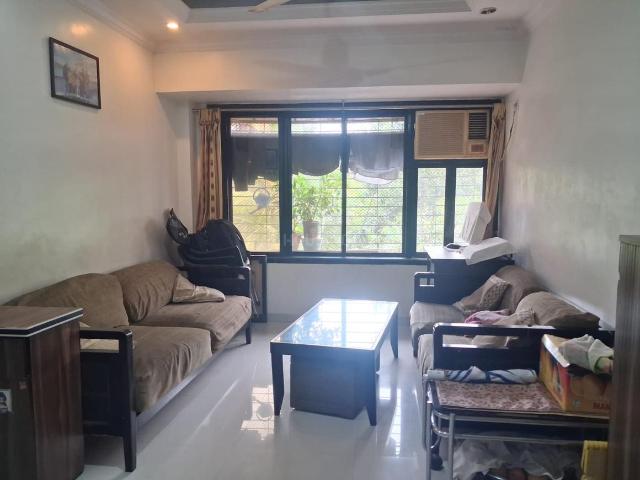 2 BHK Apartment in Kandivali East for rent Mumbai. The reference number is 20594538