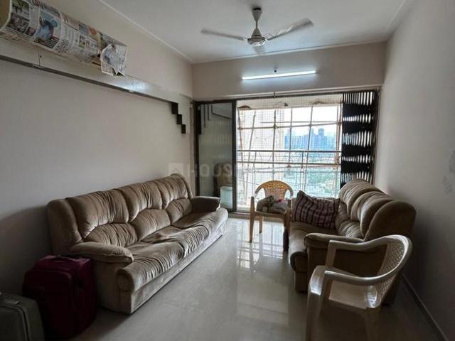 2 BHK Apartment in Kandivali East for rent Mumbai. The reference number is 20618512