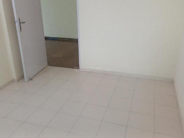 2 BHK Apartment in Kandivali East for rent Mumbai. The reference number is 20624368