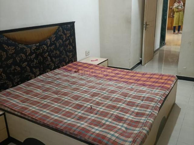 2 BHK Apartment in Kandivali East for rent Mumbai. The reference number is 20623037