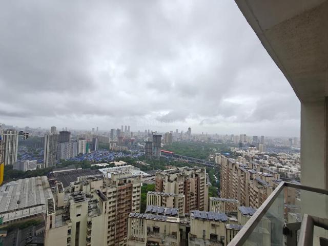 2 BHK Apartment in Kandivali East for rent Mumbai. The reference number is 20630263