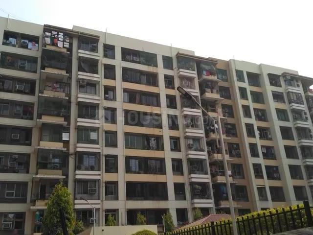 2 BHK Apartment in Kandivali East for rent Mumbai. The reference number is 20655417