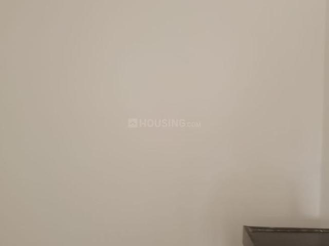 2 BHK Apartment in Kandivali East for rent Mumbai. The reference number is 20650001