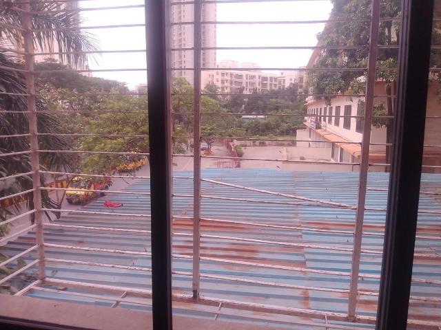 2 BHK Apartment in Kandivali East for rent Mumbai. The reference number is 20701985