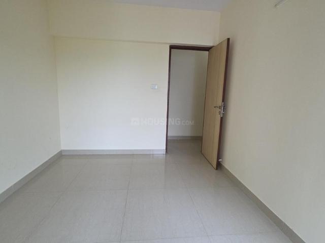 2 BHK Apartment in Kandivali East for rent Mumbai. The reference number is 20716926