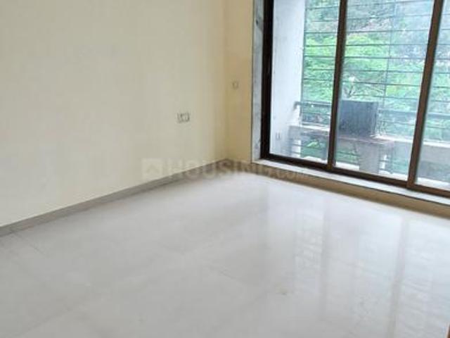 2 BHK Apartment in Kandivali East for rent Mumbai. The reference number is 20718436