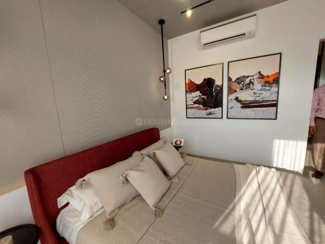 2 BHK Apartment in Kandivali East for rent Mumbai. The reference number is 20719929