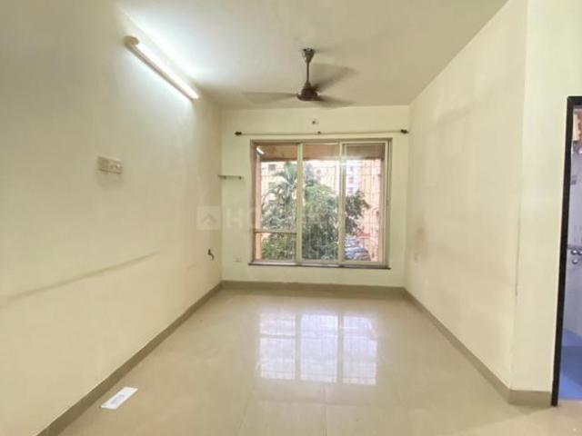 2 BHK Apartment in Kandivali East for rent Mumbai. The reference number is 20819131
