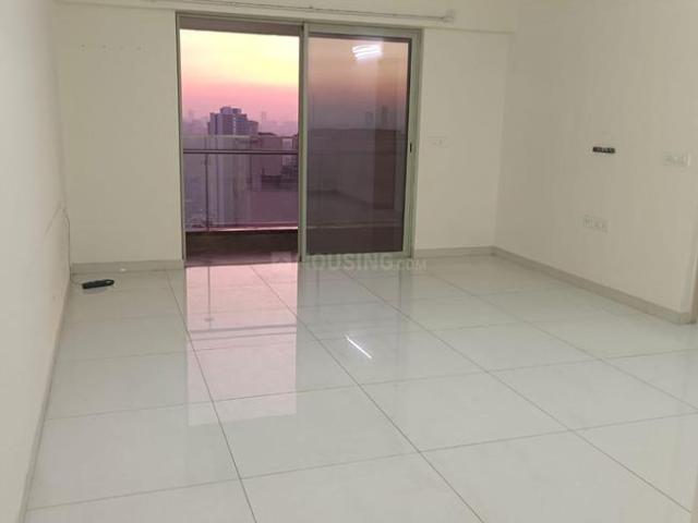 2 BHK Apartment in Kandivali East for rent Mumbai. The reference number is 20819420