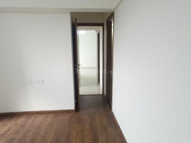 2 BHK Apartment in Kandivali East for rent Mumbai. The reference number is 20876574