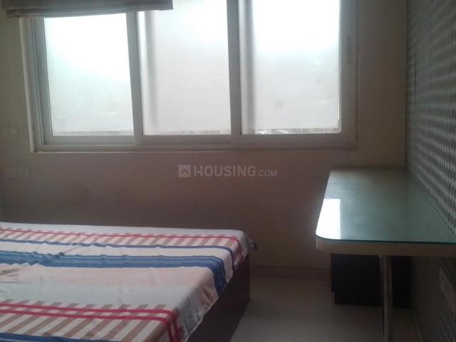 2 BHK Apartment in Kandivali East for rent Mumbai. The reference number is 20904223