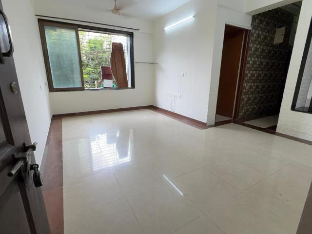 2 BHK Apartment in Kandivali East for rent Mumbai. The reference number is 20987196