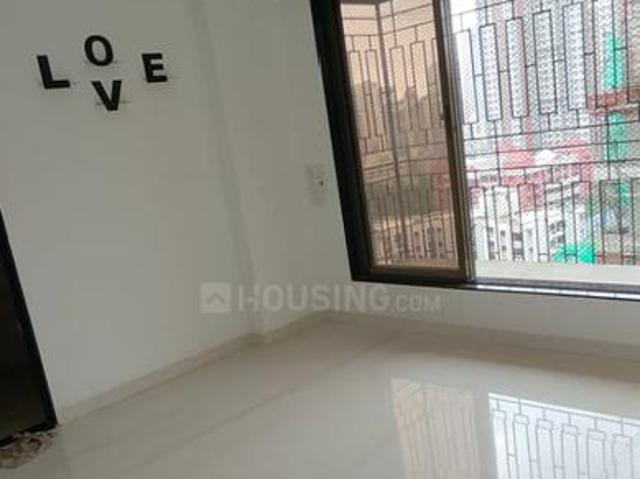 2 BHK Apartment in Kandivali East for rent Mumbai. The reference number is 20999517