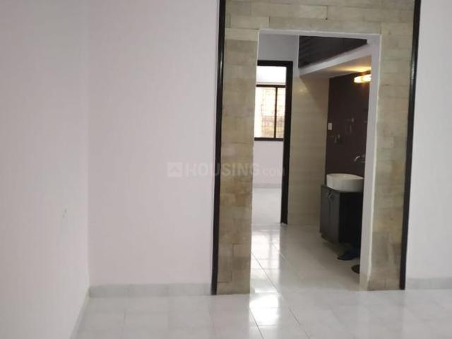 2 BHK Apartment in Kandivali East for rent Mumbai. The reference number is 21011723