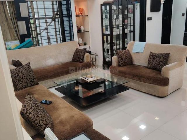 2 BHK Apartment in Kandivali East for rent Mumbai. The reference number is 21011950