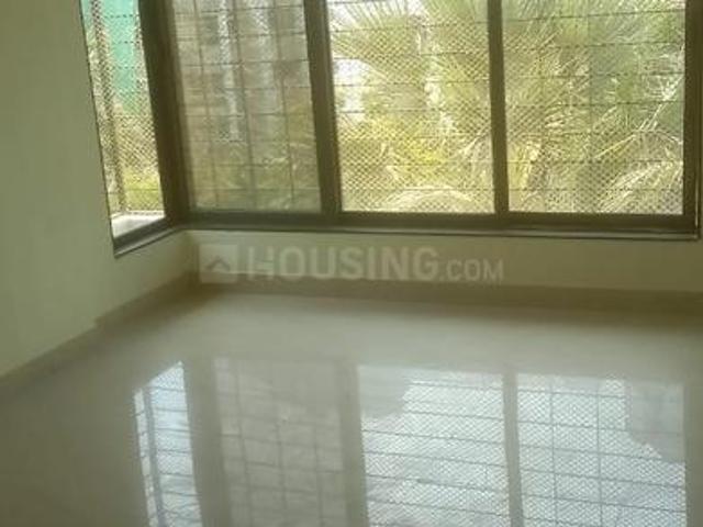 2 BHK Apartment in Kandivali East for rent Mumbai. The reference number is 21011978