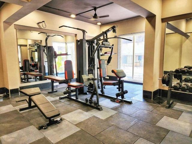 2 BHK Apartment in Kandivali East for resale Western Suburbs. The reference number is 10783645