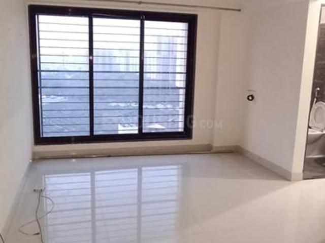 2 BHK Apartment in Kandivali East for resale Mumbai. The reference number is 11668733