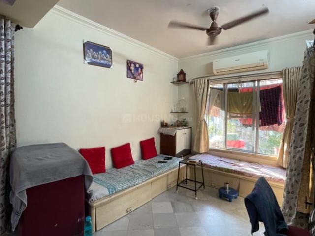 2 BHK Apartment in Kandivali East for resale Mumbai. The reference number is 16707193