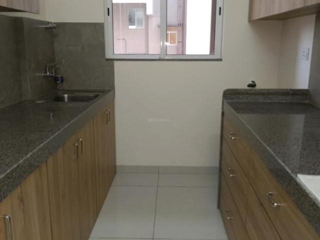 2 BHK Apartment in Kandivali East for resale Mumbai. The reference number is 16205459