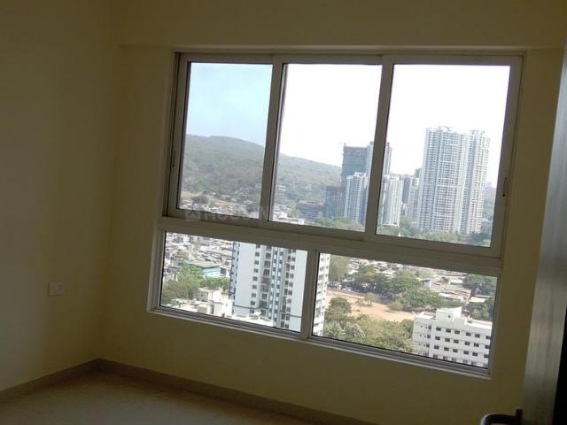 2 BHK Apartment in Kandivali East for resale Mumbai. The reference number is 18673851