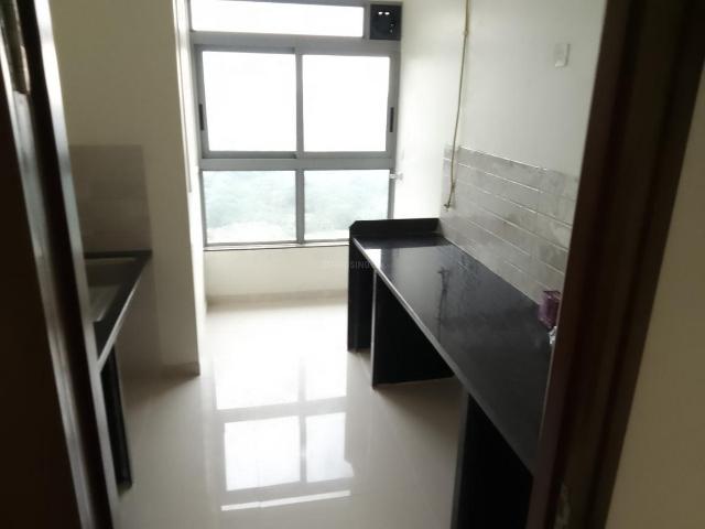2 BHK Apartment in Kandivali East for resale Mumbai. The reference number is 18692365