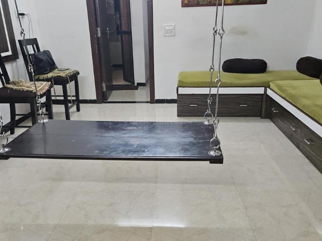 2 BHK Apartment in Kandivali East for resale Mumbai. The reference number is 18907754