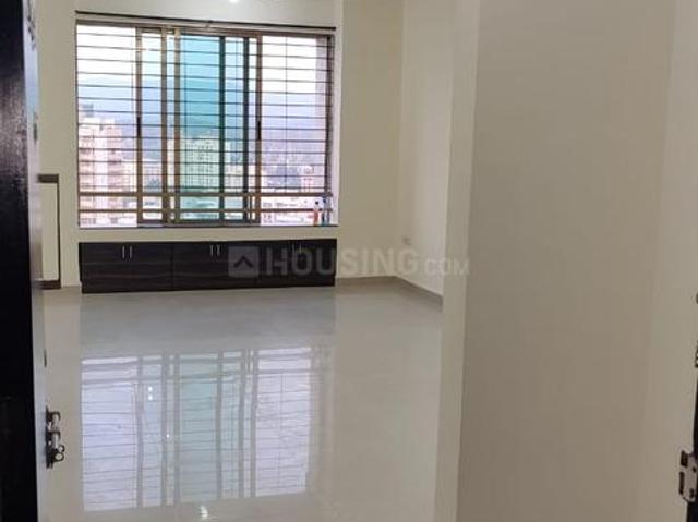 2 BHK Apartment in Kandivali East for resale Mumbai. The reference number is 19564697