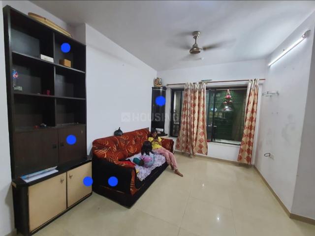 2 BHK Apartment in Kandivali East for resale Mumbai. The reference number is 19627244
