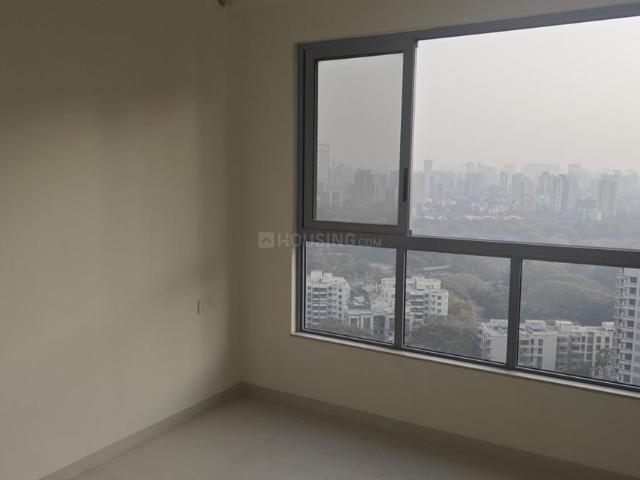 2 BHK Apartment in Kandivali East for resale Mumbai. The reference number is 19670031