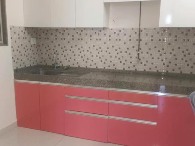 2 BHK Apartment in Kandivali East for resale Mumbai. The reference number is 19734346