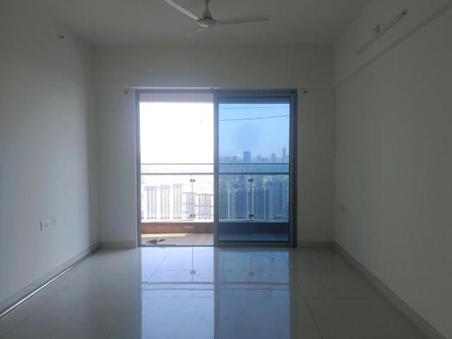 2 BHK Apartment in Kandivali East for resale Mumbai. The reference number is 19734395
