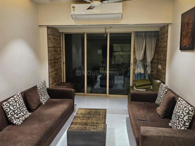 2 BHK Apartment in Kandivali East for resale Mumbai. The reference number is 19826255